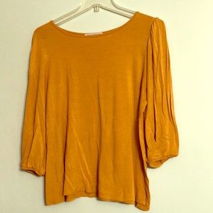 🔅10/$15🔅 3/4 sleeved shirt